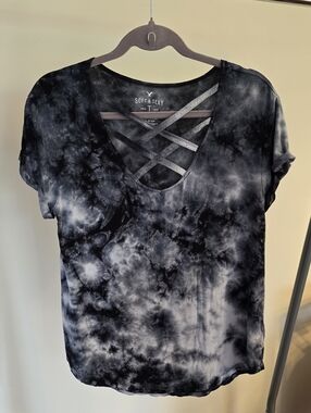 American Eagle Tie-Dye Crisscross Top